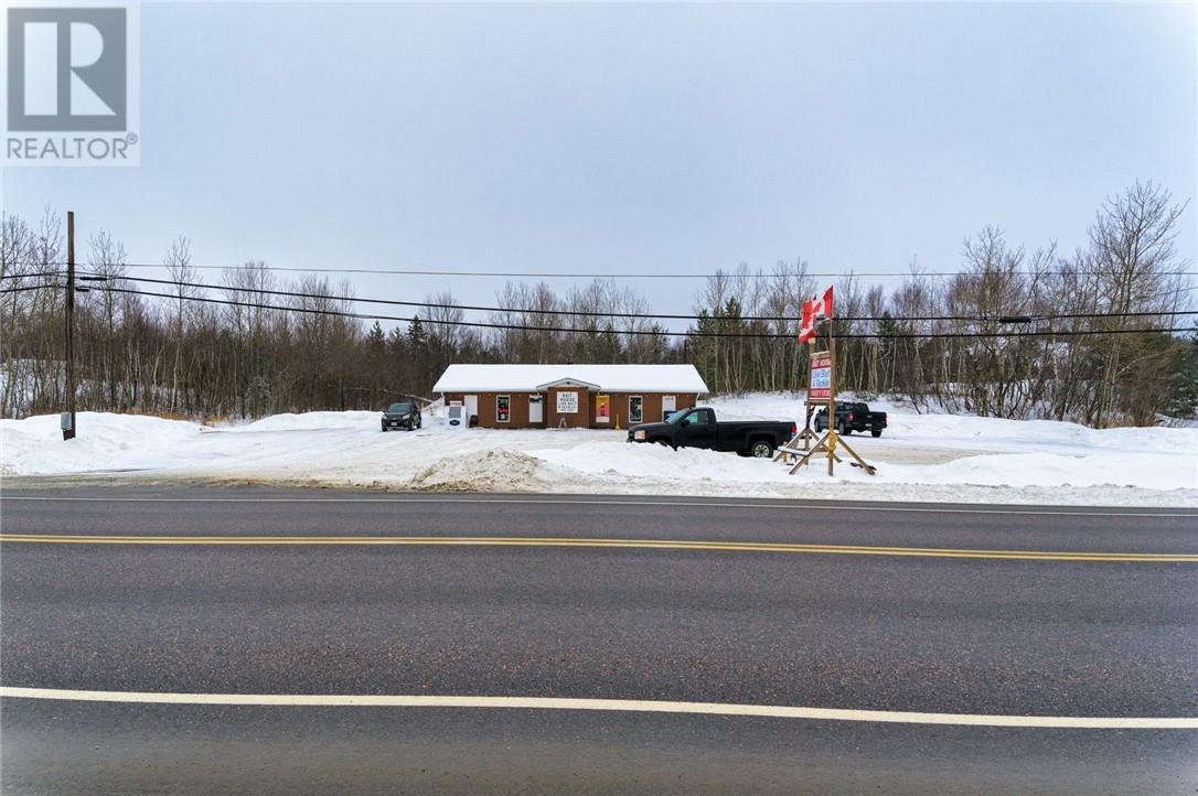 1014 Highway 17 Property Photo 2