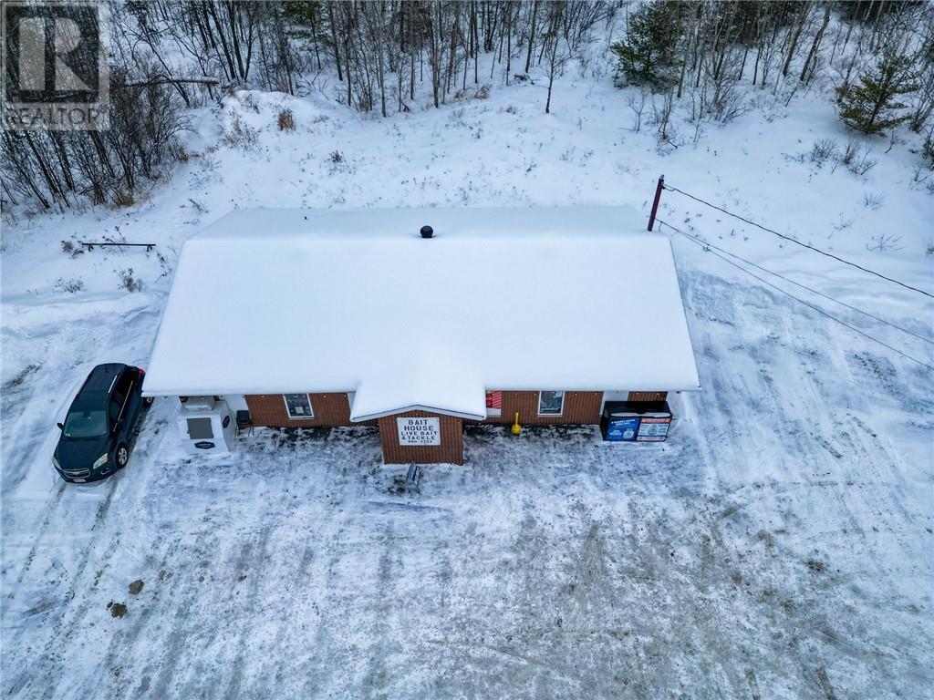 1014 Highway 17 Property Photo 5