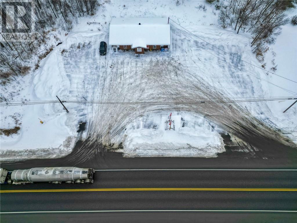 1014 Highway 17 Property Photo 9
