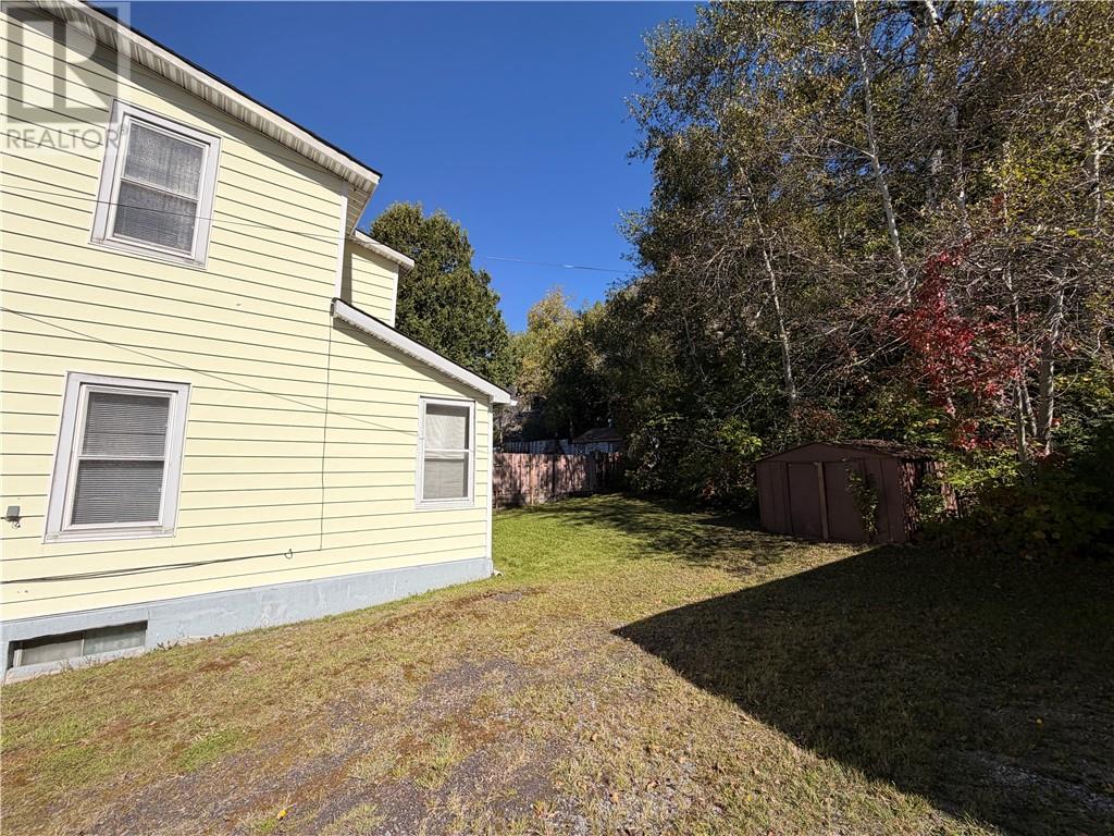 264 Mountain Property Photo 3