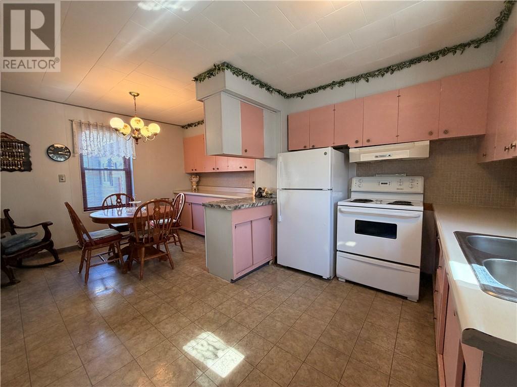 264 Mountain Property Photo 8