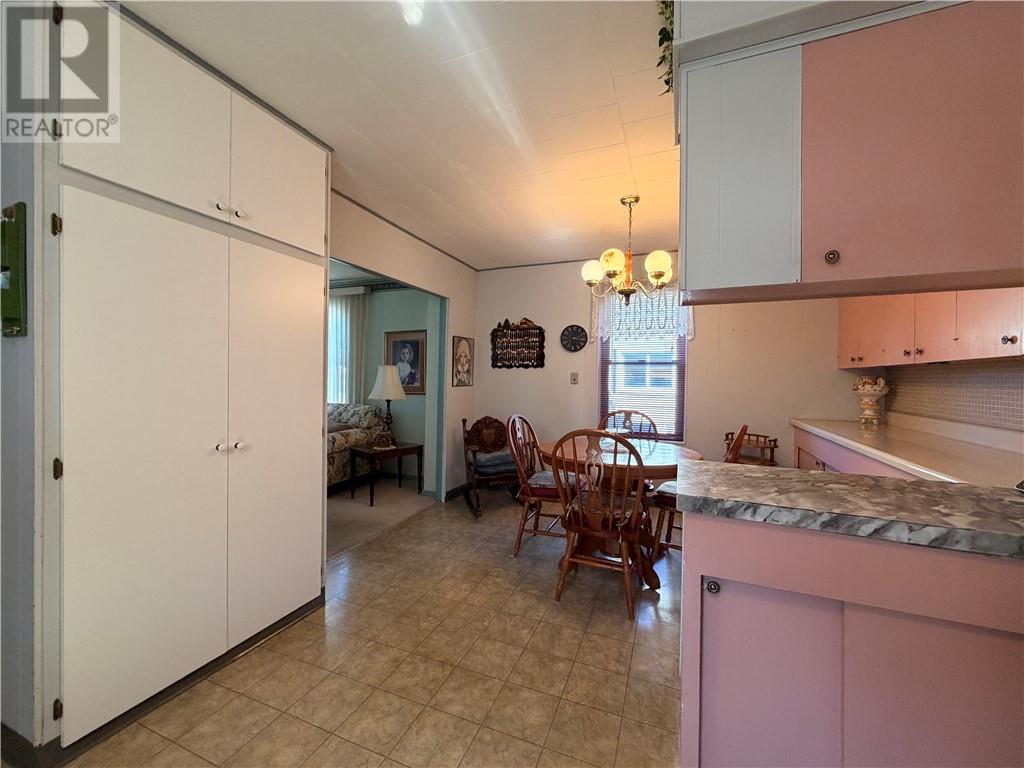 264 Mountain Property Photo 9