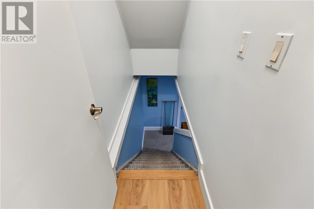 1243 Hawthorne Drive Property Photo 34