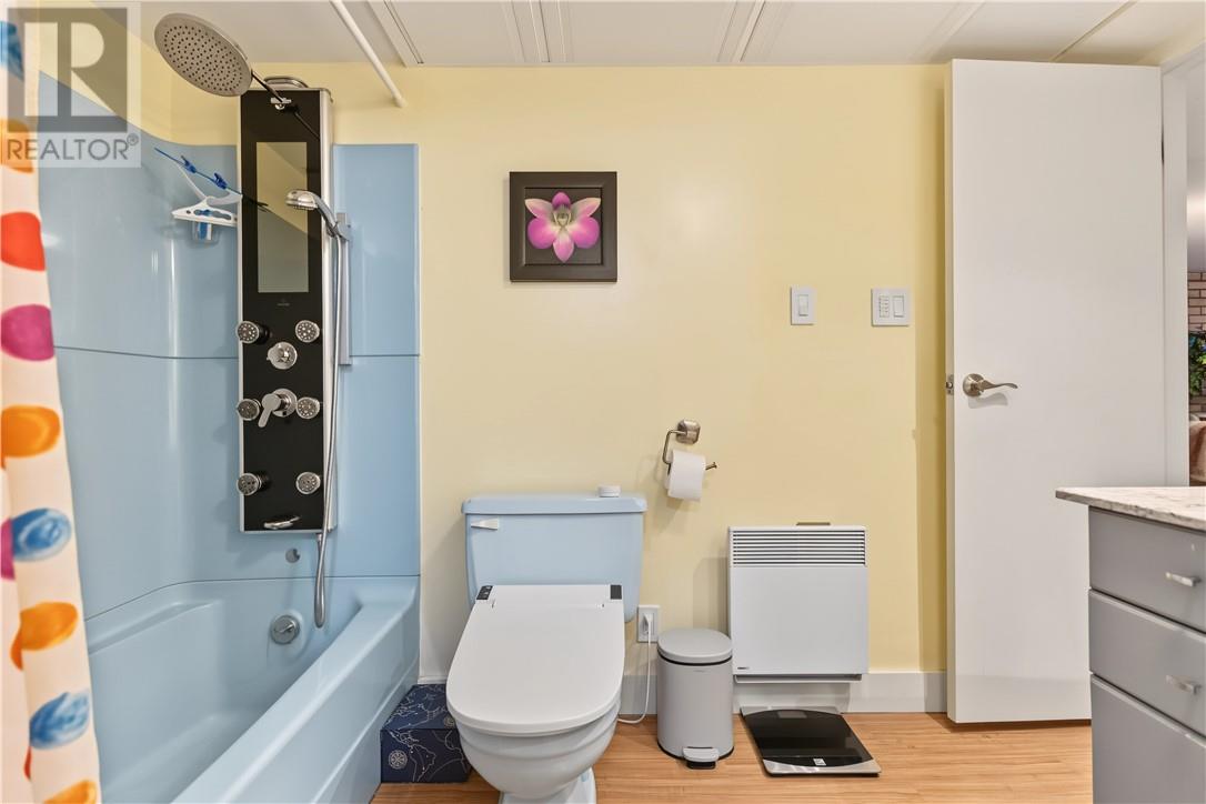1243 Hawthorne Drive Property Photo 46