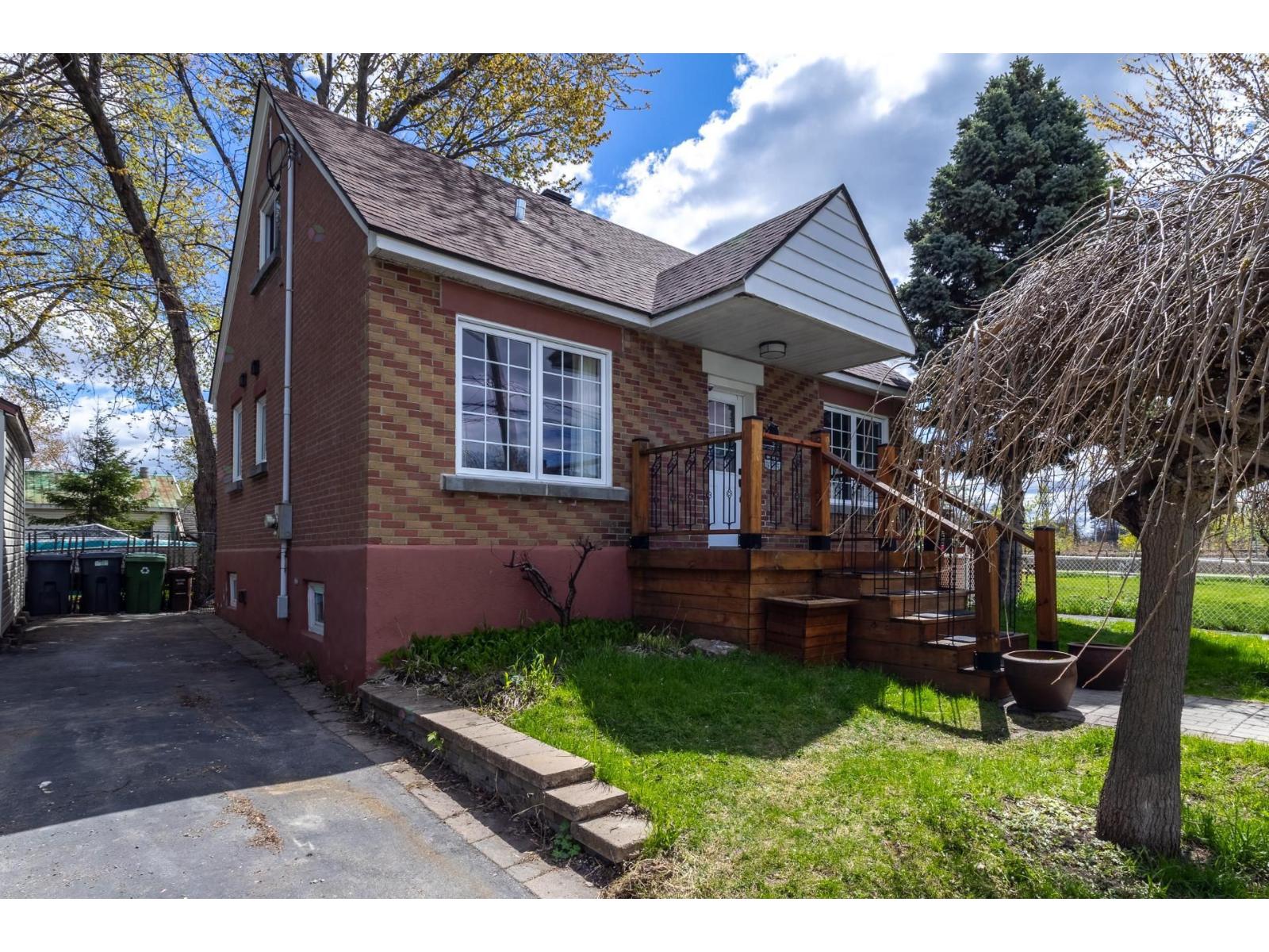 507 Boul. Neptune Property Photo 1