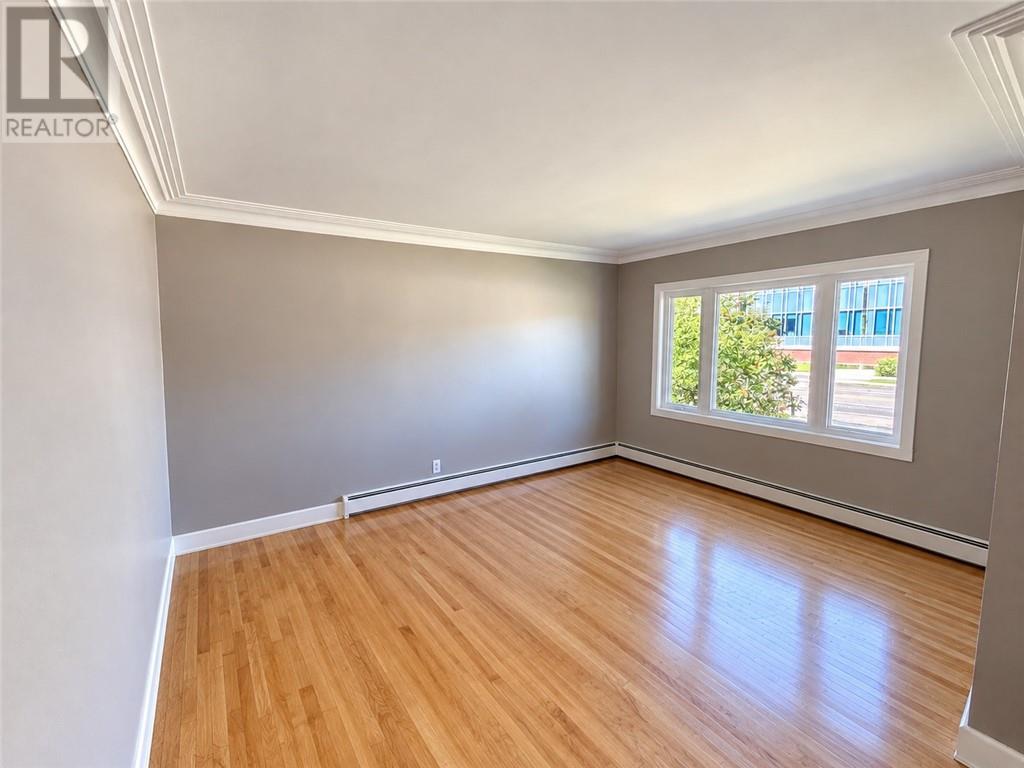 55 Walford Property Photo 4