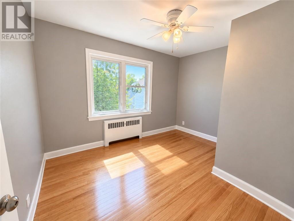 55 Walford Property Photo 8