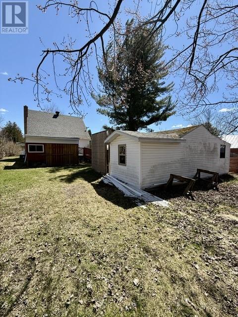 14 Cutler Avenue Property Photo 11