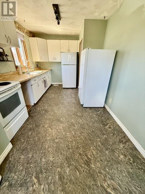 14 Cutler Avenue Property Photo 16