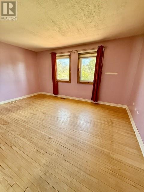 14 Cutler Avenue Property Photo 20