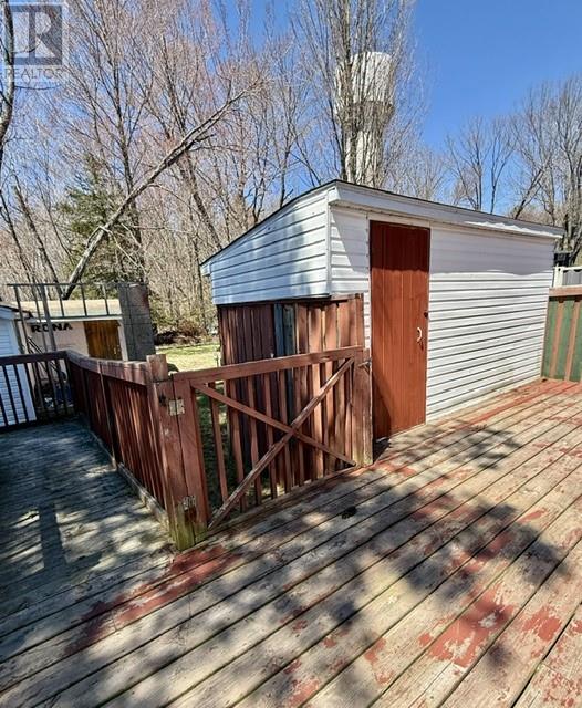 14 Cutler Avenue Property Photo 39