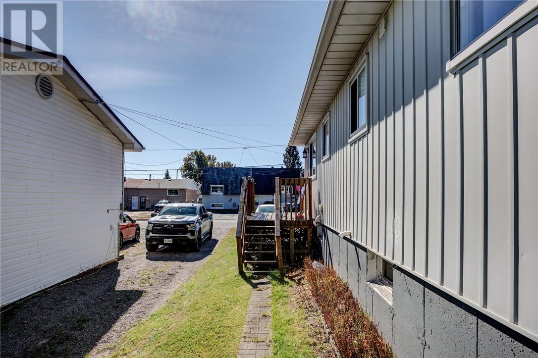 214 Bridge Street Property Photo 19