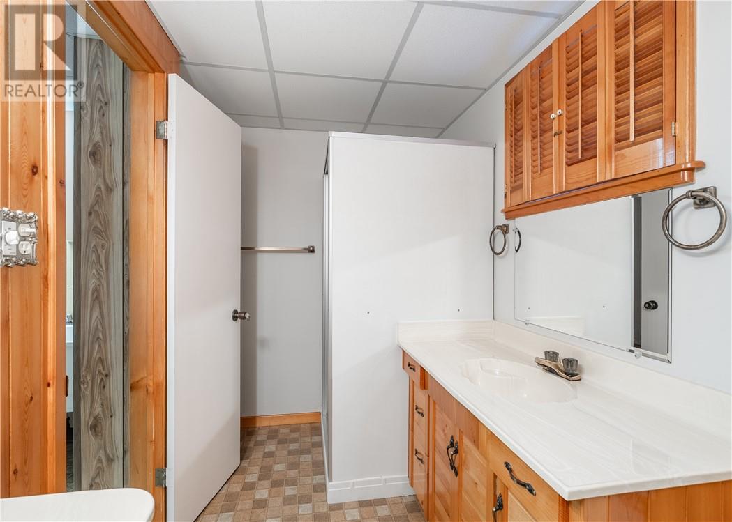 84 Neelon Avenue Property Photo 24