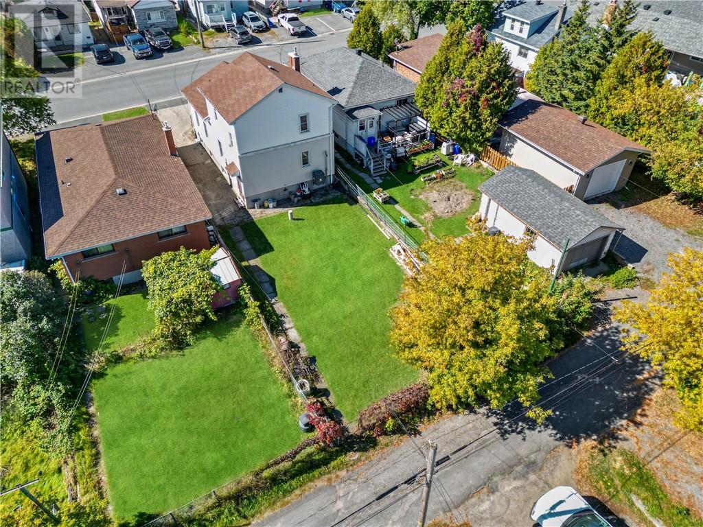 12 Gutcher Ave Property Photo 4