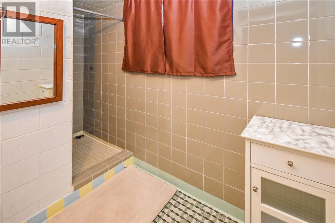 12 Gutcher Ave Property Photo 34