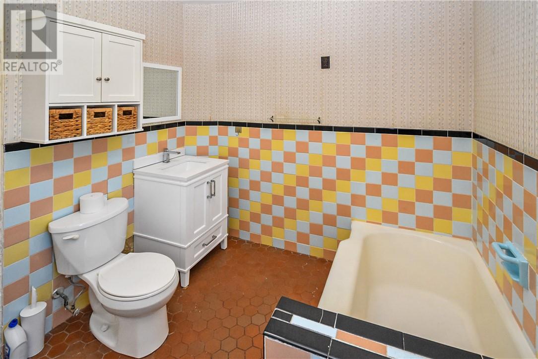 12 Gutcher Ave Property Photo 36