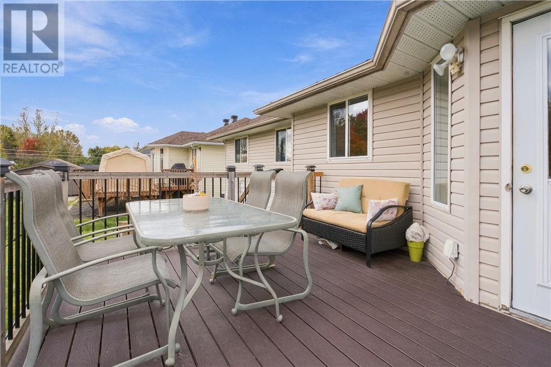 4338 Chateau Property Photo 25