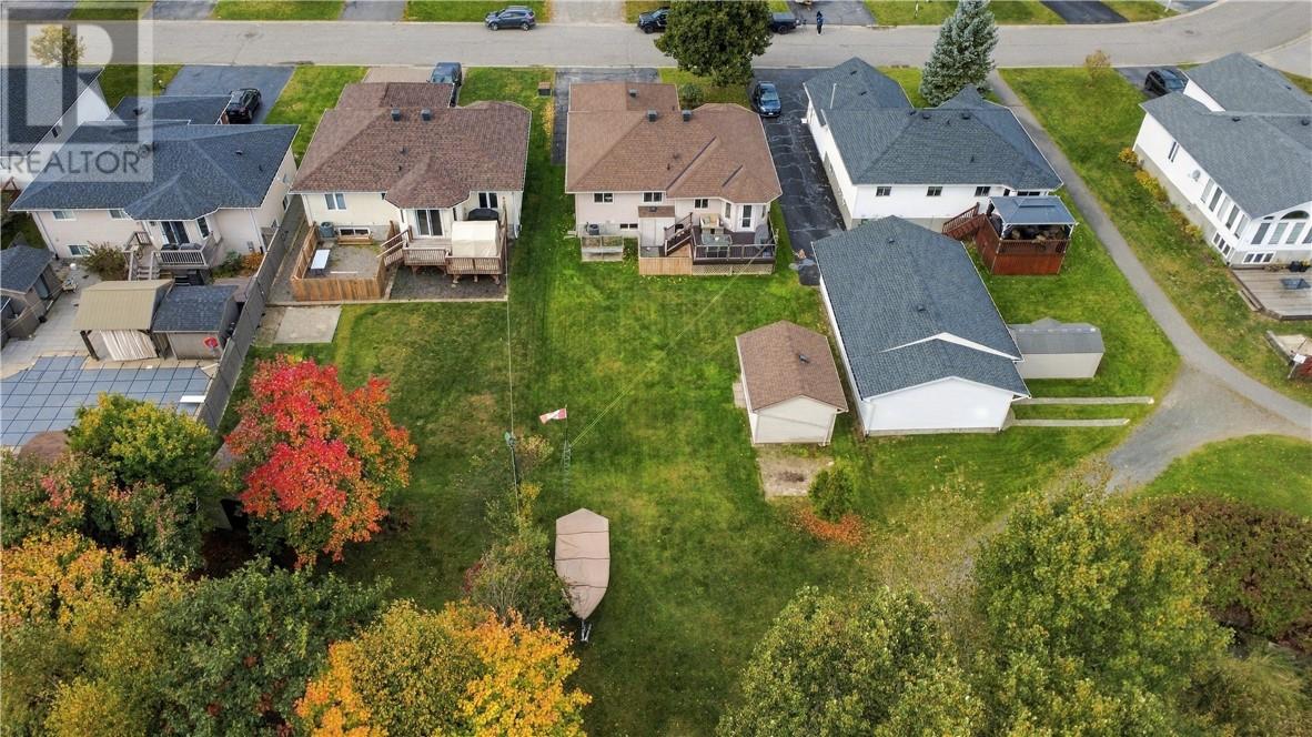 4338 Chateau Property Photo 29