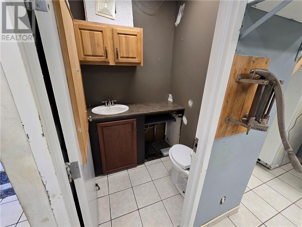 2009 Long Lake Road Unit# 104 Property Photo 12
