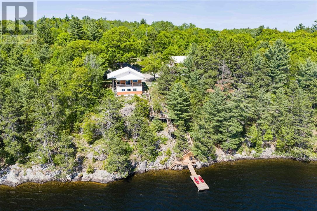 475 Waterfalls Road Property Photo 1