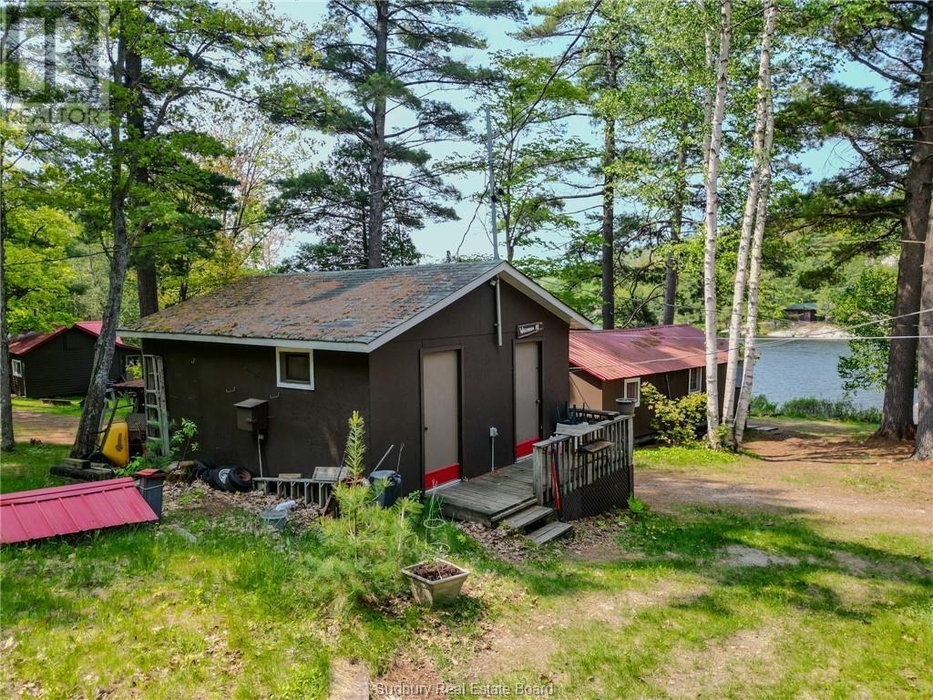 1086 Lake Street Property Photo 12
