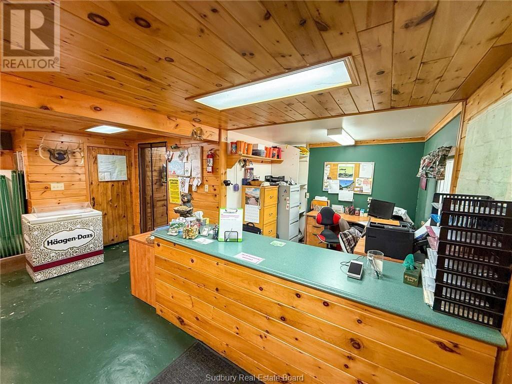 1086 Lake Street Property Photo 16