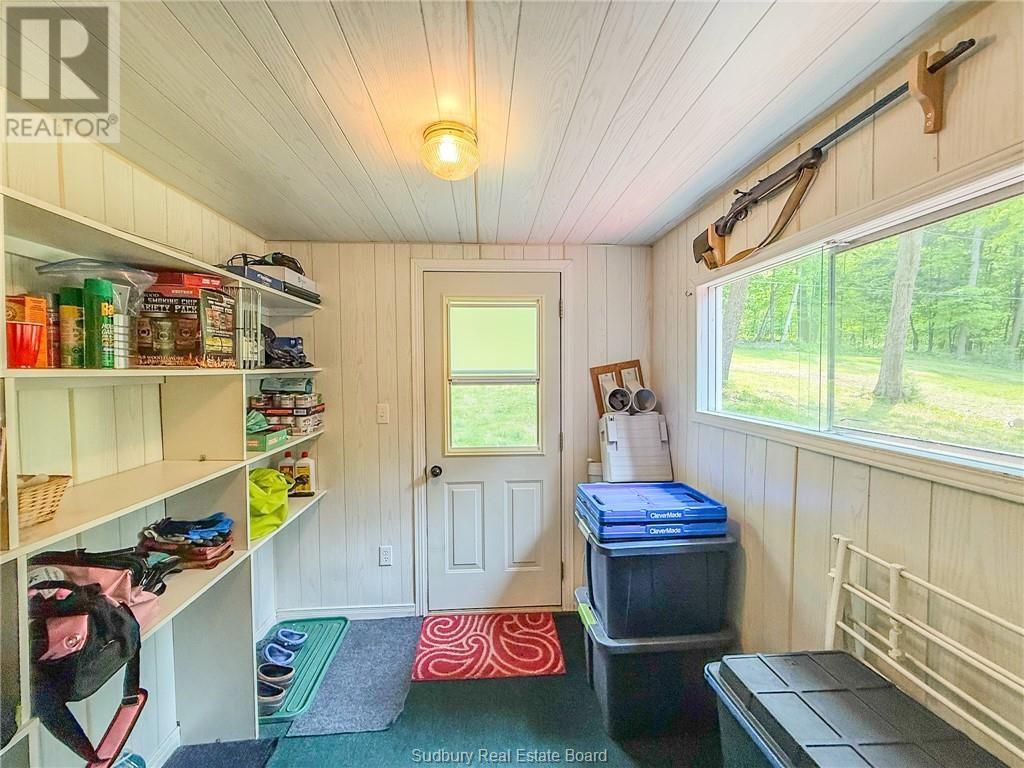 1086 Lake Street Property Photo 24