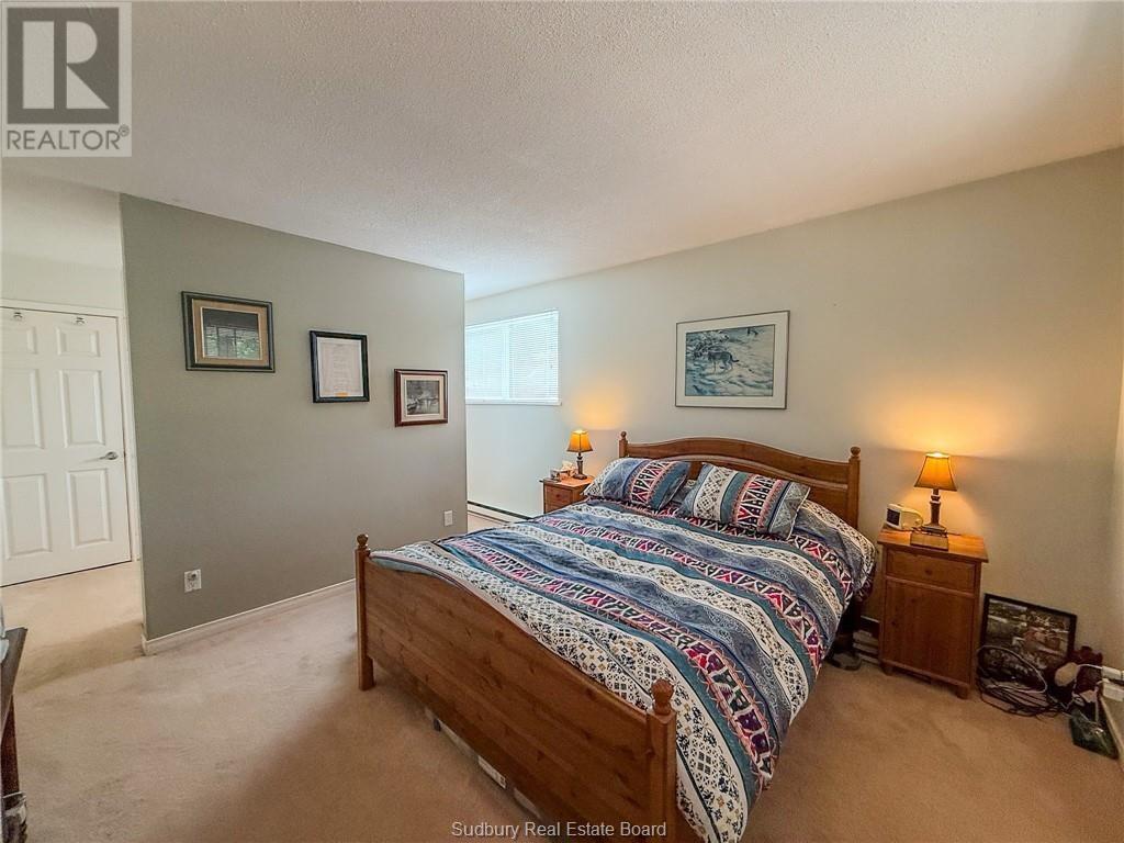 1086 Lake Street Property Photo 30