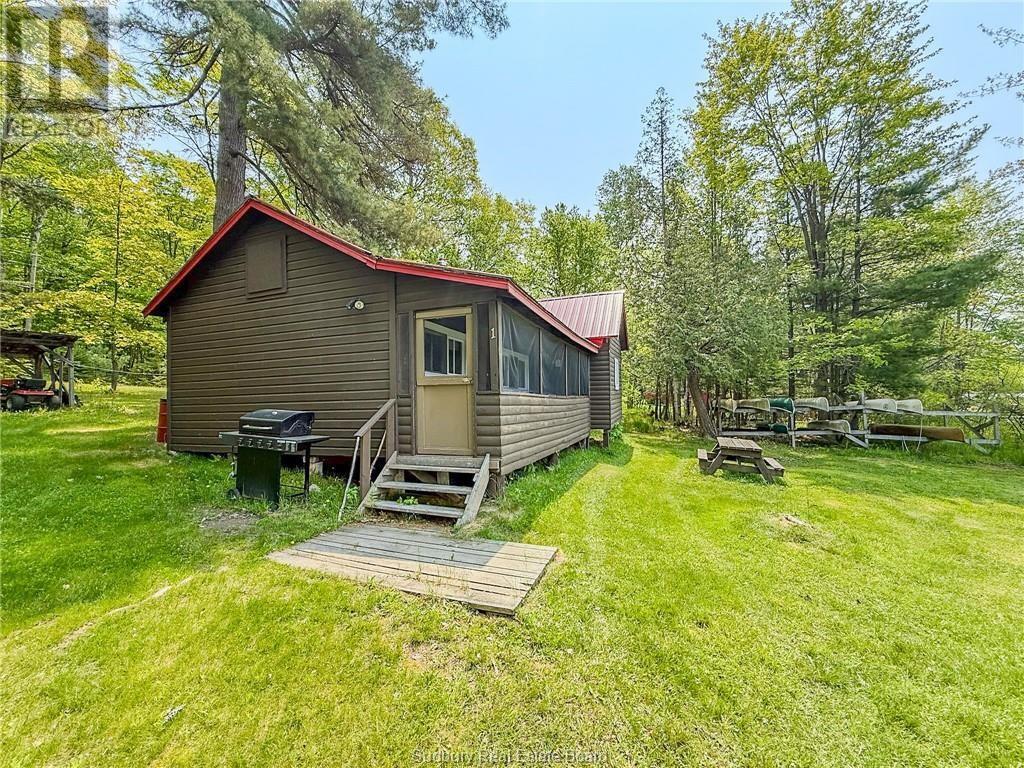 1086 Lake Street Property Photo 39