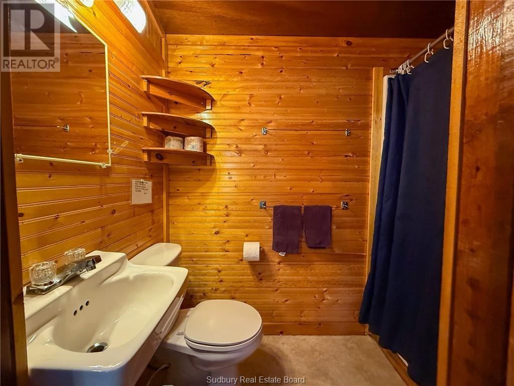 1086 Lake Street Property Photo 52