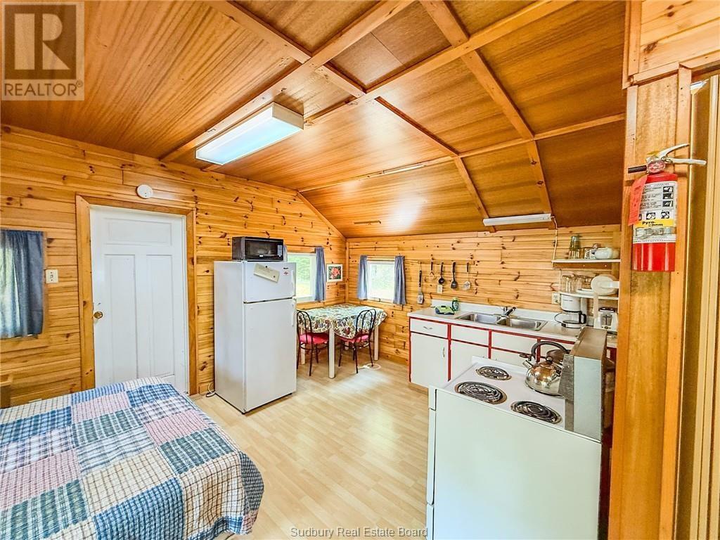 1086 Lake Street Property Photo 96