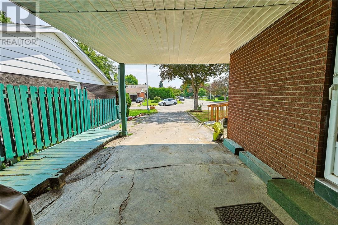 29 Caroline Court Property Photo 26