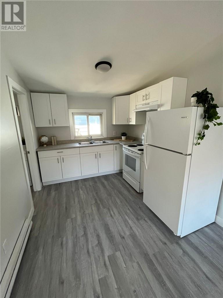755 Ontario Street Property Photo 2