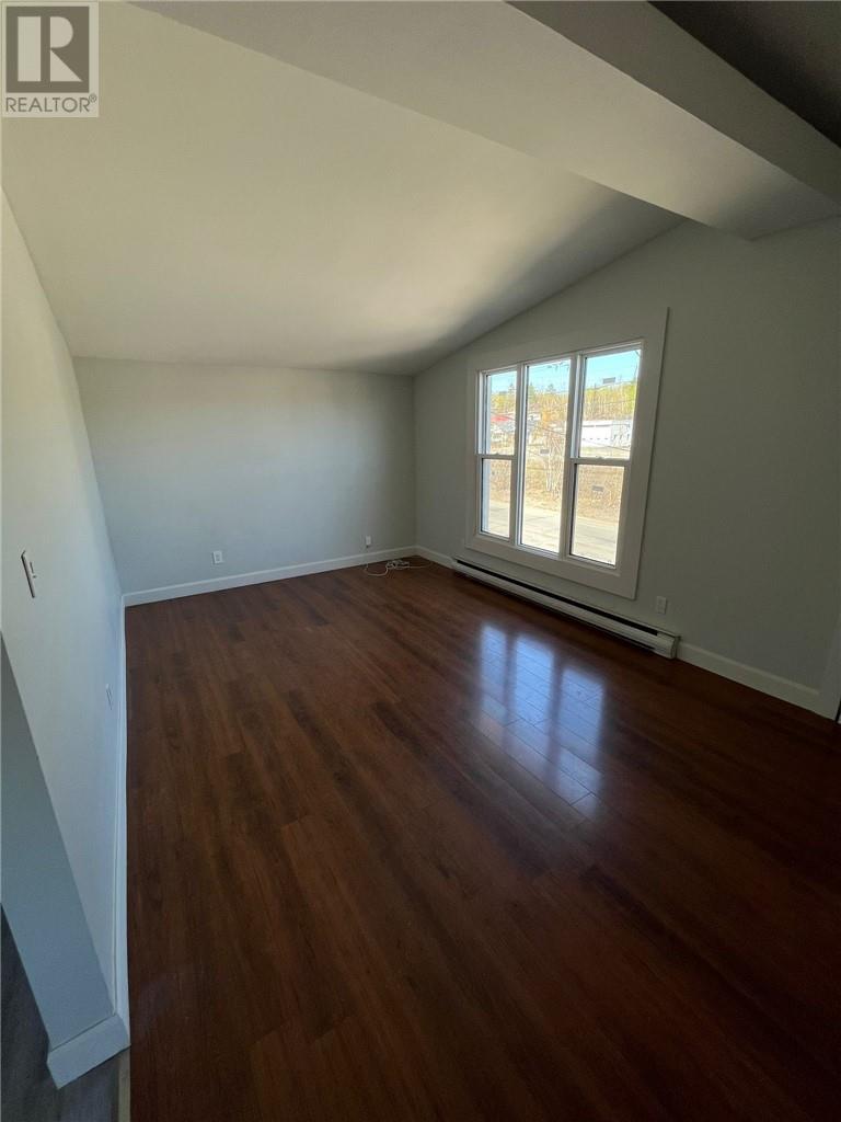 755 Ontario Street Property Photo 3
