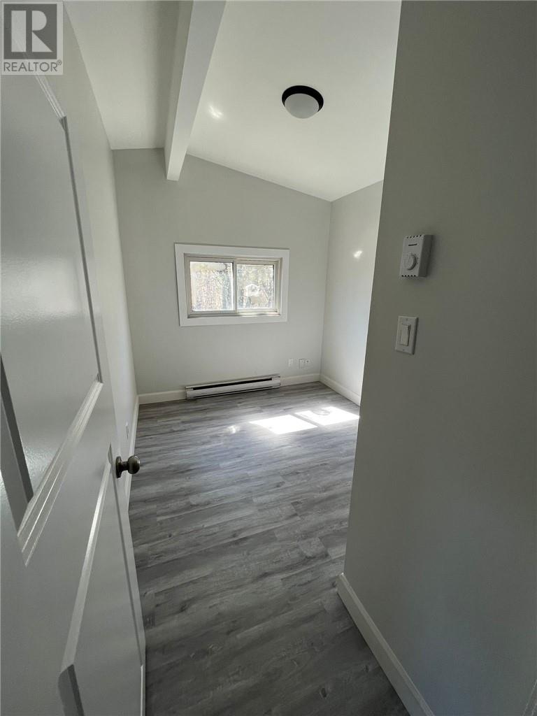 755 Ontario Street Property Photo 4