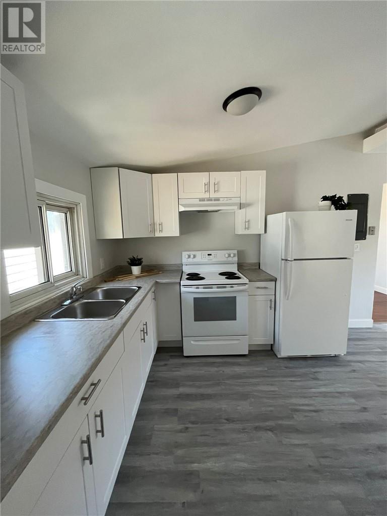 755 Ontario Street Property Photo 8