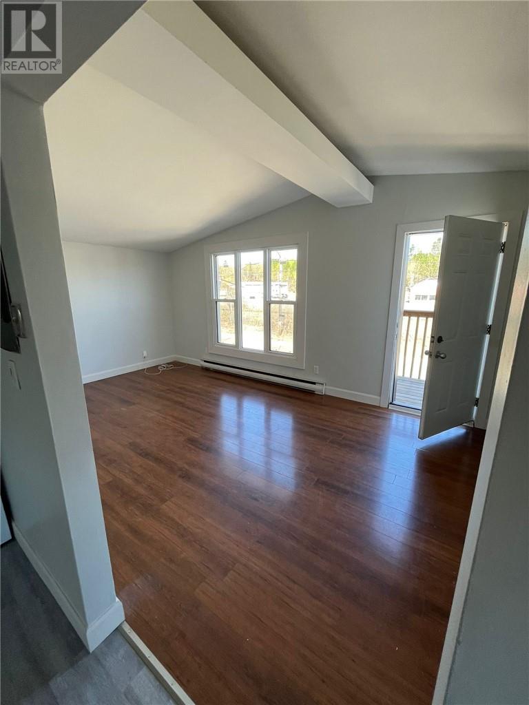 755 Ontario Street Property Photo 11
