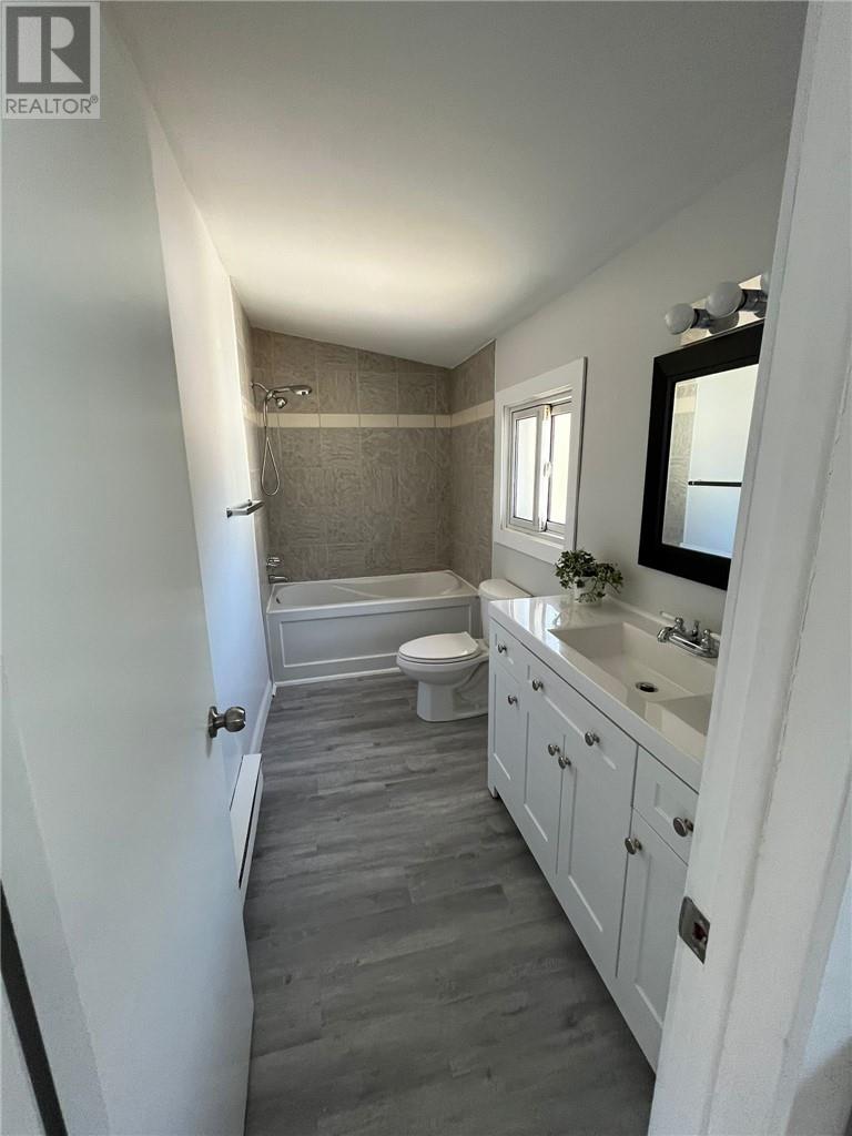755 Ontario Street Property Photo 12