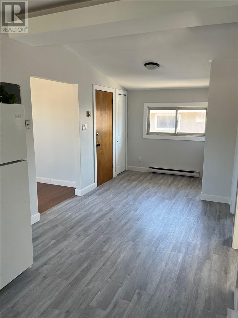 755 Ontario Street Property Photo 14