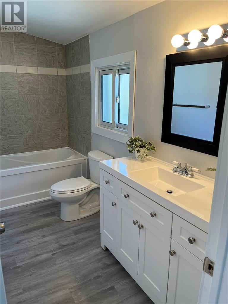 755 Ontario Street Property Photo 15