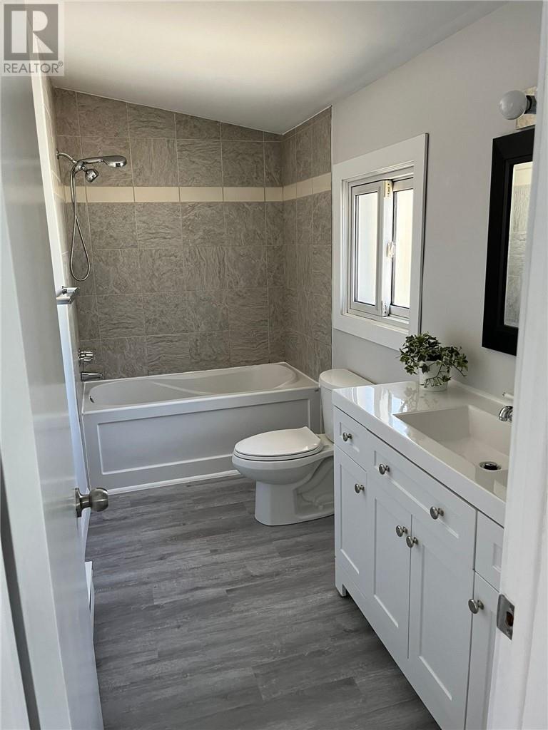 755 Ontario Street Property Photo 22