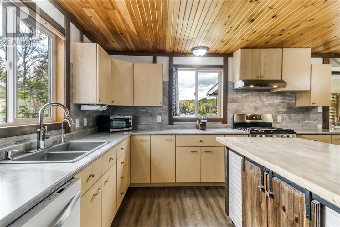 205 Bear Lake Road Unit# D Property Photo 12