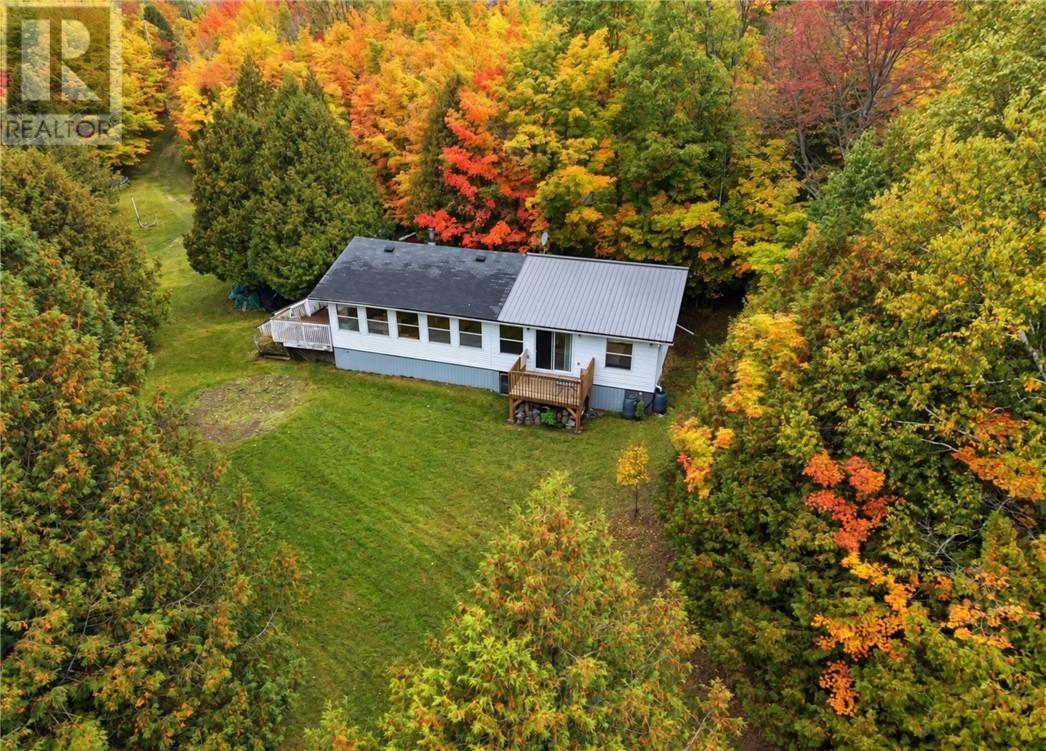 760 Ice Lake Drive Property Photo 4