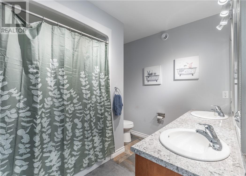 4803 Serenna Drive Property Photo 12