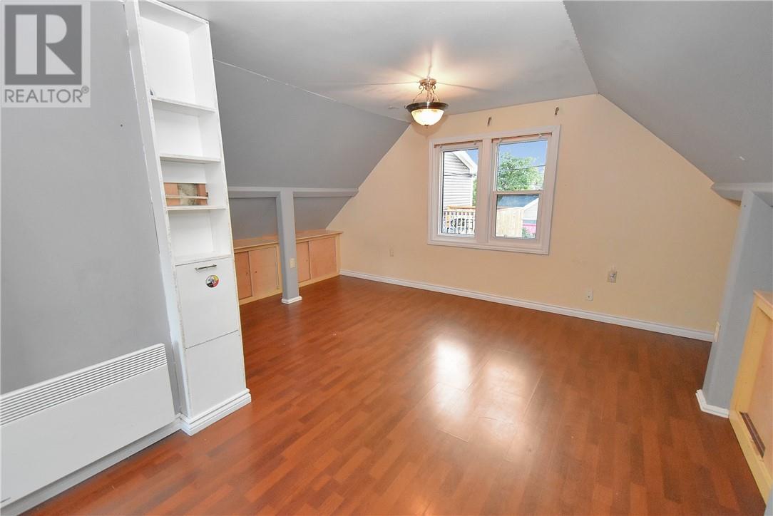 294 Kathleen Street Property Photo 15
