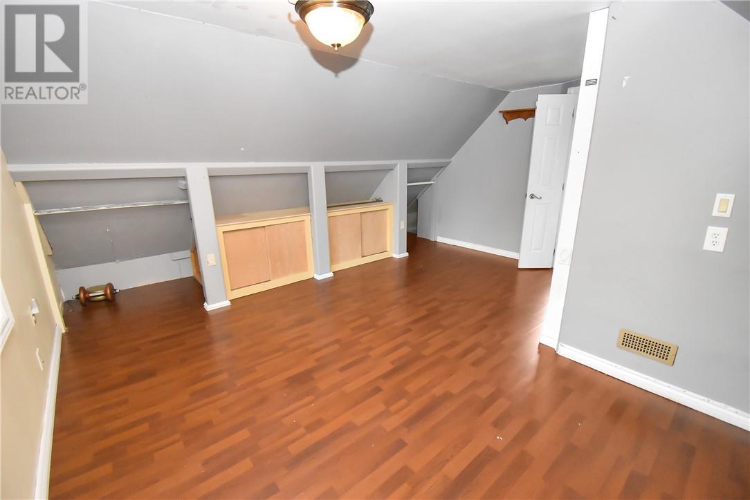294 Kathleen Street Property Photo 18
