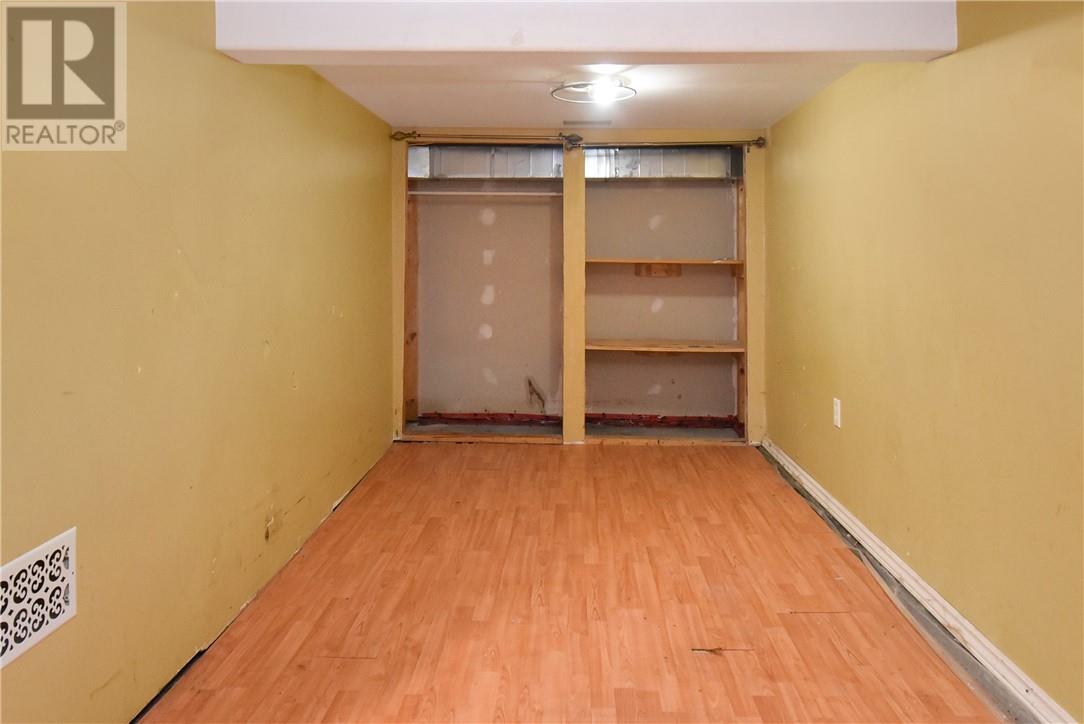 294 Kathleen Street Property Photo 22