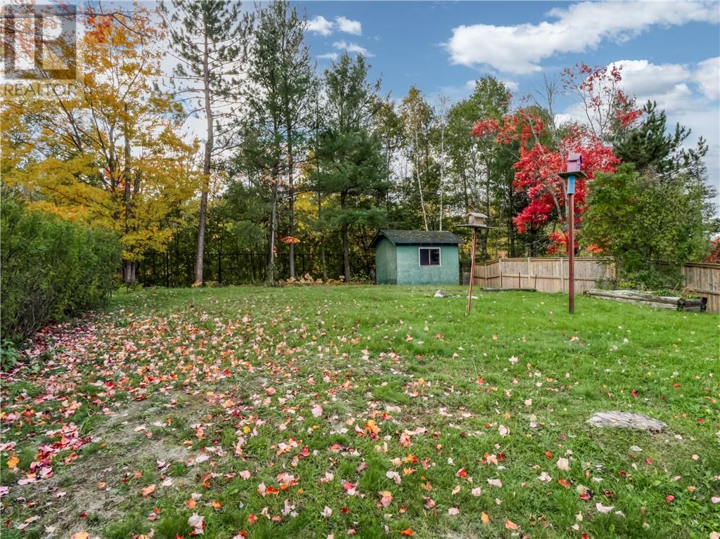 68 Pine Street Property Photo 11