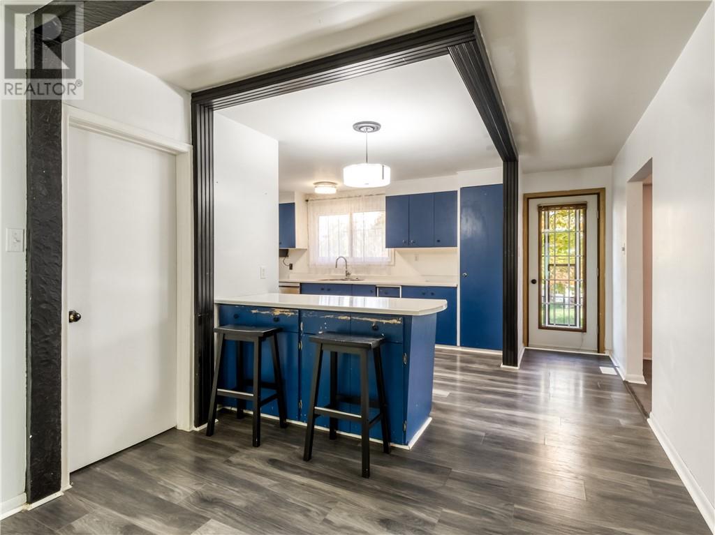 68 Pine Street Property Photo 12