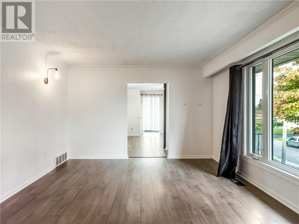 68 Pine Street Property Photo 19